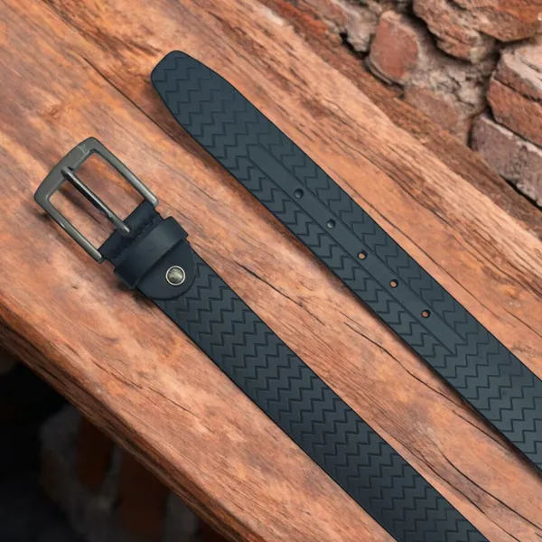 Freacksters_40mm_Black_Genuine_Leather_Belt_with_Textured_Pattern_Matte_Finish