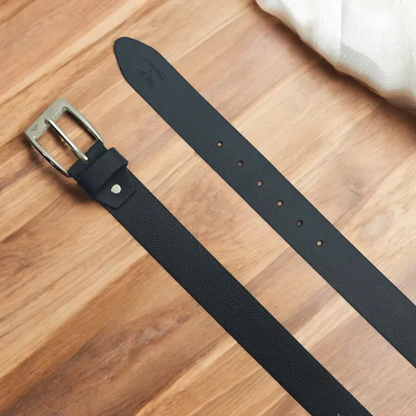 Freacksters_40mm_Black_Genuine_Leather_Belt_with_Matte_Finish_Classic_Elegance