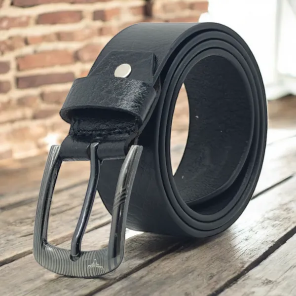 Freacksters Freacksters 40mm Black Genuine Leather Belt with Shiny Finish  Classic Elegance Price in India Buy Freacksters Freacksters 40mm Black