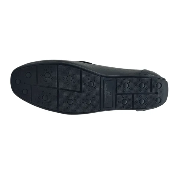 Freacksters_Black_Croco-Pattern_Leather_Slip-On_Loafers_–_Sophisticated_Elegance
