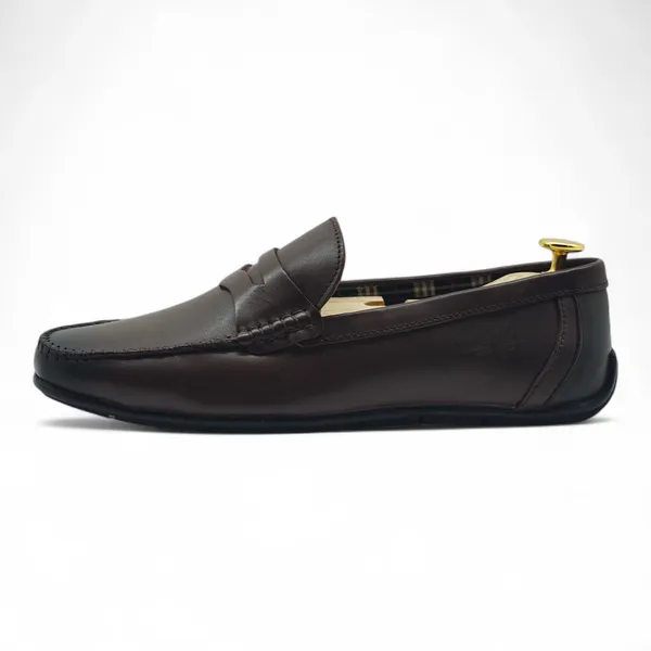 Freacksters_Brown_Leather_Loafers_–_Timeless_Elegance_&_Everyday_Comfort