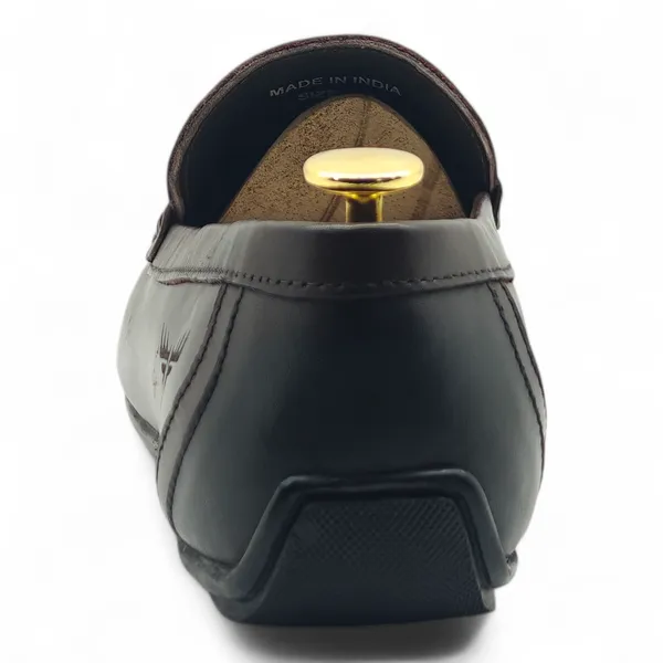 Freacksters_Brown_Leather_Loafers_–_Timeless_Elegance_&_Everyday_Comfort