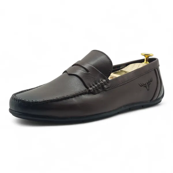 Freacksters_Brown_Leather_Loafers_–_Timeless_Elegance_&_Everyday_Comfort