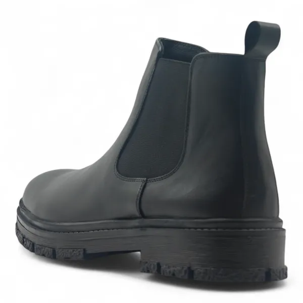 Freacksters_Premium_Black_Chunky_Leather_Chelsea_Boots_with_Side_Zip_–_Bold_Sole_&_Superior_Comfort