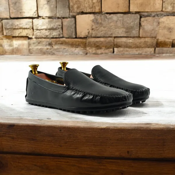 Freacksters_Men's_Black_Heritage_Leather_Slip-On_Loafers