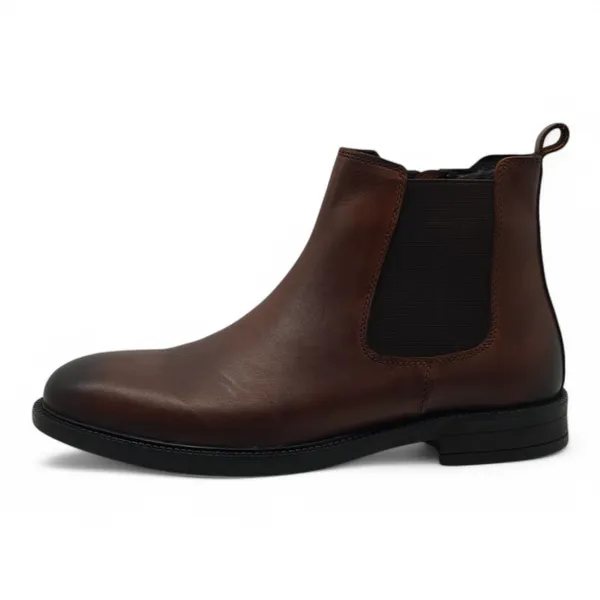 Freacksters_Brown_Leather_Chelsea_Boots_with_Side_Zip_–_Classic_Elegance_&_Everyday_Comfort