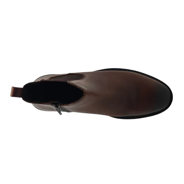 Freacksters_Brown_Leather_Chelsea_Boots_with_Side_Zip_–_Classic_Elegance_&_Everyday_Comfort