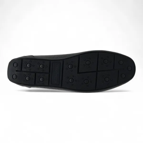 Freacksters_Black_Croco-Pattern_Leather_Slip-On_Loafers_–_Bold_Elegance