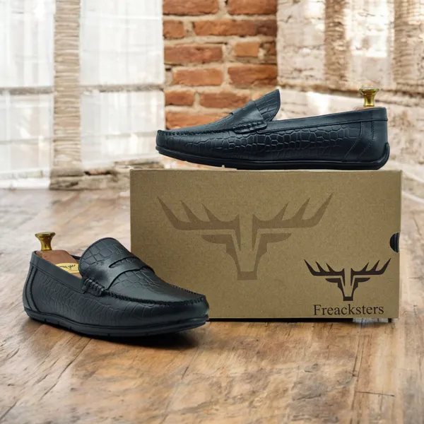 Freacksters_Black_Croco-Pattern_Leather_Slip-On_Loafers_–_Bold_Elegance