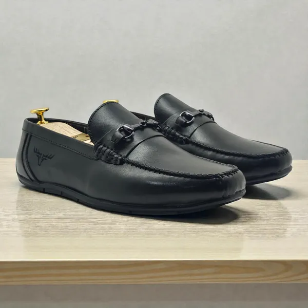 Freacksters_Black_Leather_Loafers_–_Classic_Elegance_with_Everyday_Comfort