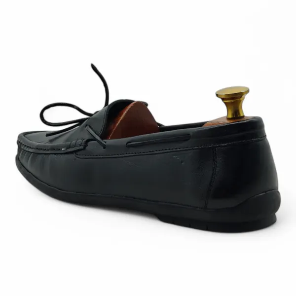 Freacksters_Black_Leather_Driving_Loafers_–_Sleek_&_Comfortable_for_Every_Drive