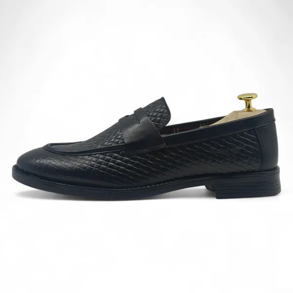 Freacksters_Black_Penny_Loafers_–_Sleek_Style_with_a_Modern_Edge