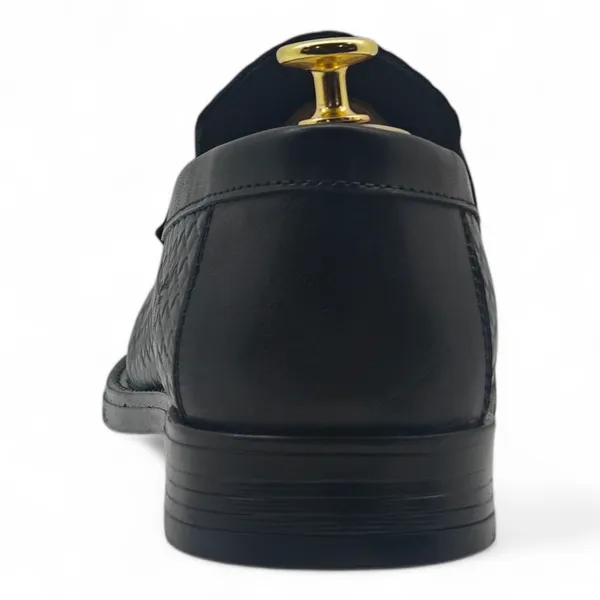 Freacksters_Black_Penny_Loafers_–_Sleek_Style_with_a_Modern_Edge