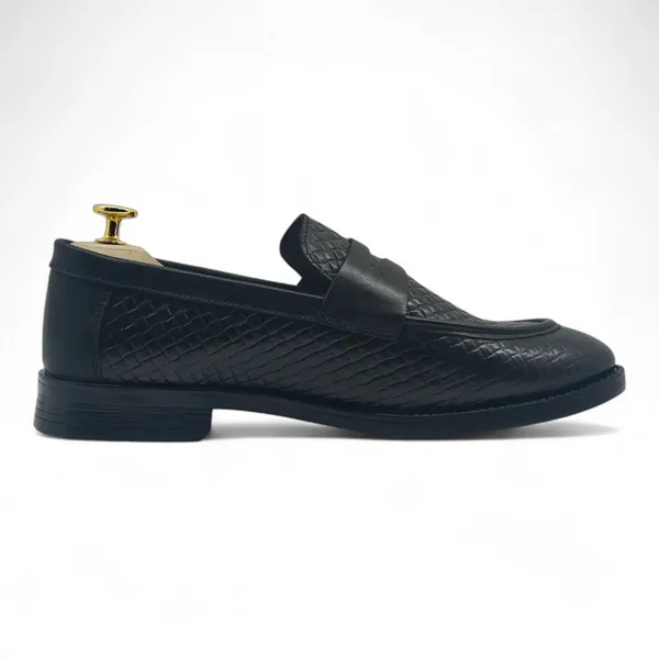 Freacksters_Black_Penny_Loafers_–_Sleek_Style_with_a_Modern_Edge