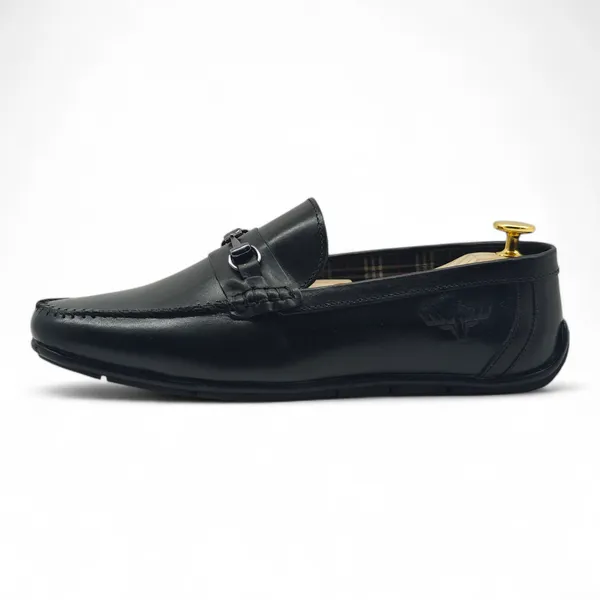 Freacksters_Black_Leather_Loafers_–_Classic_Elegance_with_Everyday_Comfort