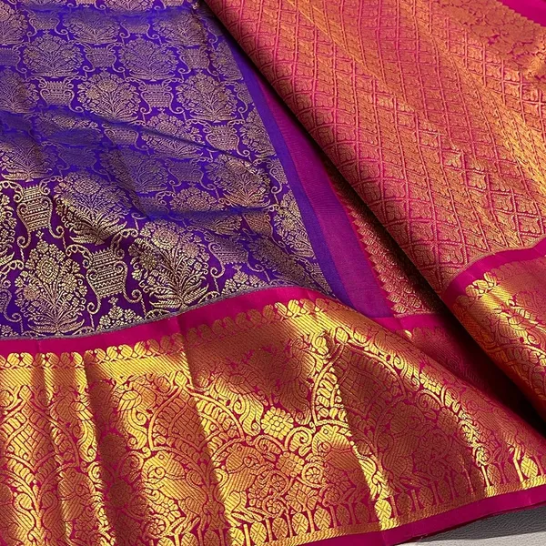 Arresting_Purple_Soft_Banarasi_Silk_Saree_With_Jazzy_Blouse_Piece