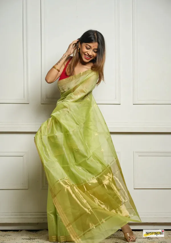Deserving_Pista_Cotton_Silk_Saree_With_Demesne_Blouse_Piece