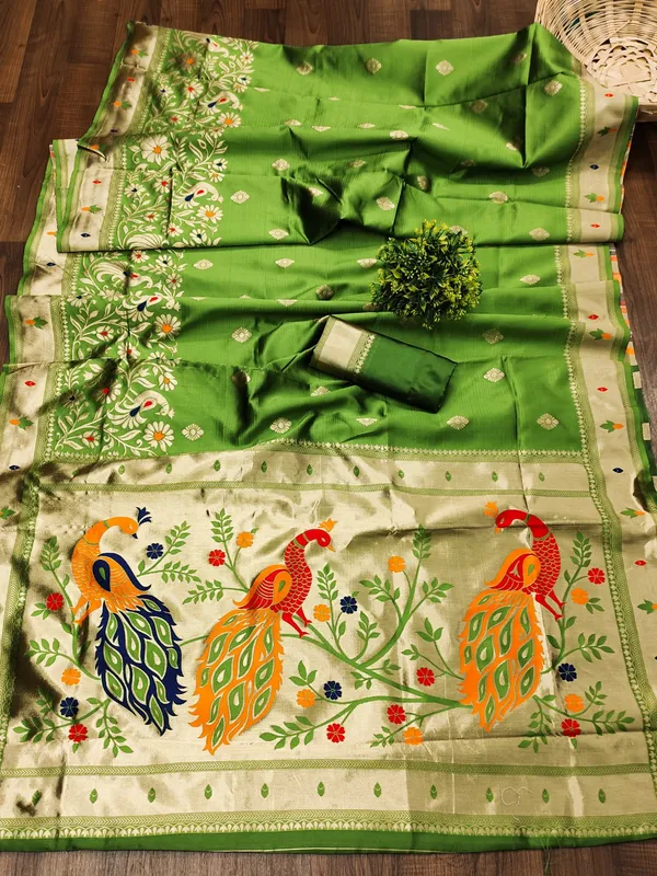 Desultory_Paithani_Silk_Saree_With_Embrocation_Blouse_Piece