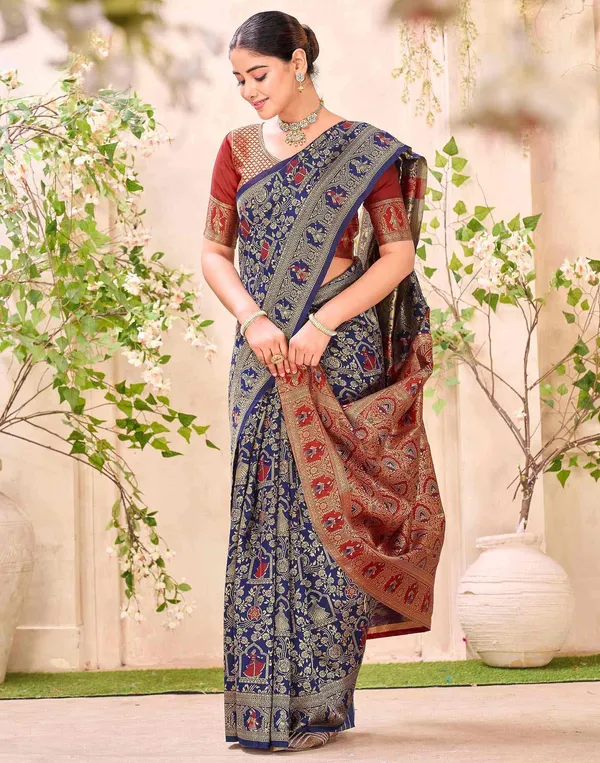 Effervescent_Soft_Banarasi_Silk_Saree_With_Elision_Blouse_Piece