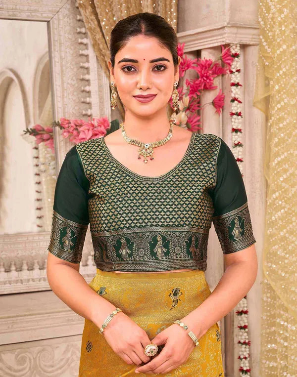 Effervescent_Soft_Banarasi_Silk_Saree_With_Elision_Blouse_Piece