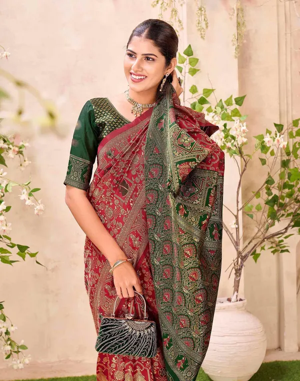 Effervescent_Soft_Banarasi_Silk_Saree_With_Elision_Blouse_Piece