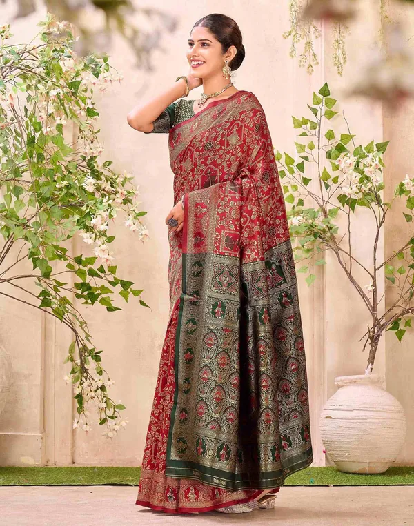 Effervescent_Soft_Banarasi_Silk_Saree_With_Elision_Blouse_Piece