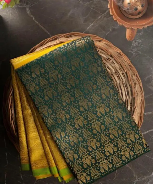 Attractive_Yellow_Soft_Silk_Saree_With_Pretty_Blouse_Piece