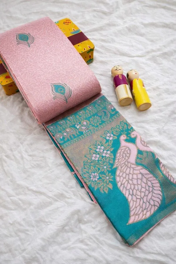 Mesmeric_Soft_Banarasi_Silk_Saree_With_Inspiring_Blouse_Piece