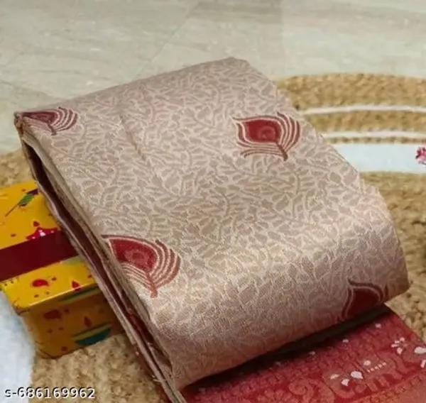 Mesmeric_Soft_Banarasi_Silk_Saree_With_Inspiring_Blouse_Piece
