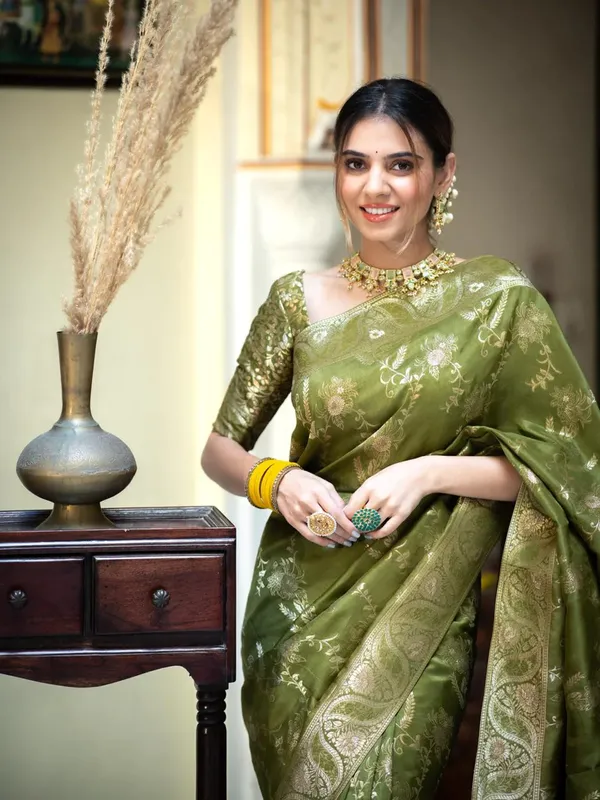 Nemesis_Mehndi_Soft_Silk_Saree_With_Serendipity_Blouse_Piece