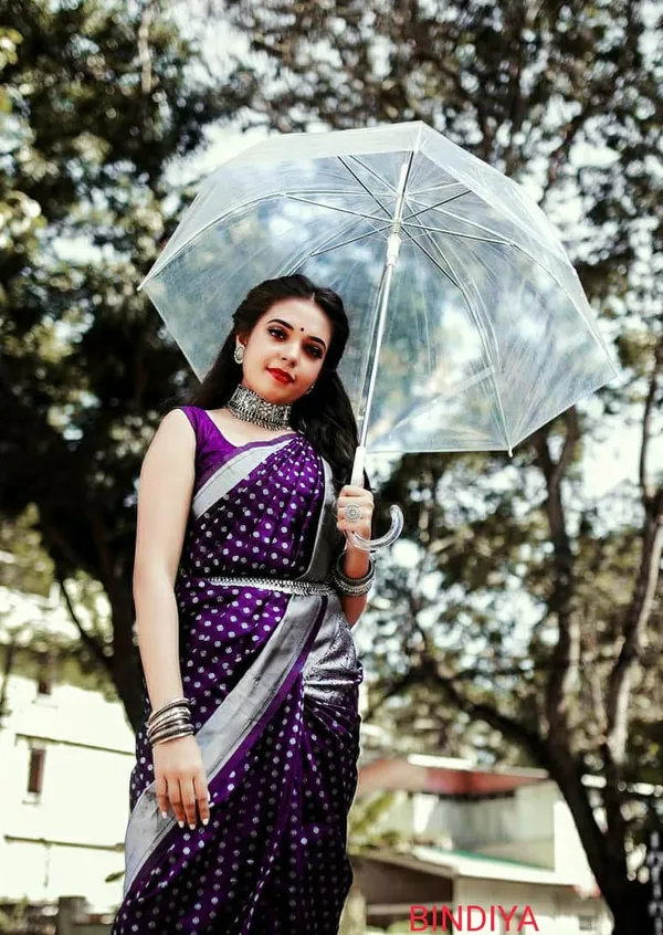 Dark_Blue_Woven_Banarasi_Silk_Saree_with_Saree_Cover