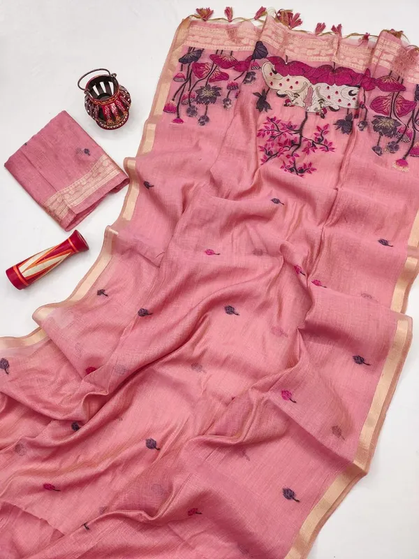 Pretty_Cotton_Silk_Saree_With_Charming_Blouse_Piece