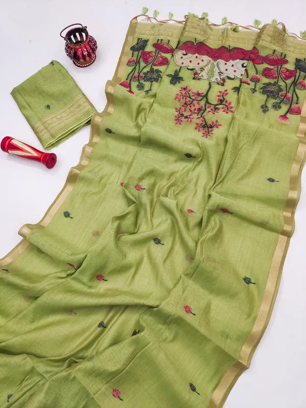 Pretty_Cotton_Silk_Saree_With_Charming_Blouse_Piece