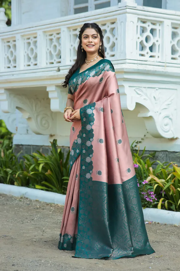 Seraglio_Soft_Banarasi_Silk_Saree_With_Divine_Blouse_Piece