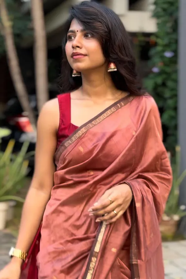 Trendy_Cotton_Silk_Saree_With_Marvellous_Blouse_Piece