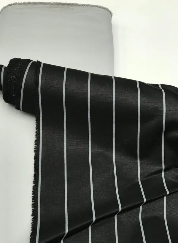 LAUGHTER_VENTURE_COTTON_FABRIC