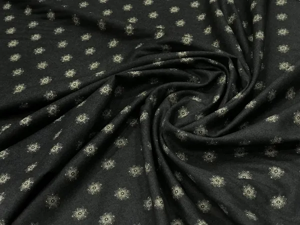 Pee_Gee_Brand_Soft_Cotton_Shirt__And_Trouser_Fabric