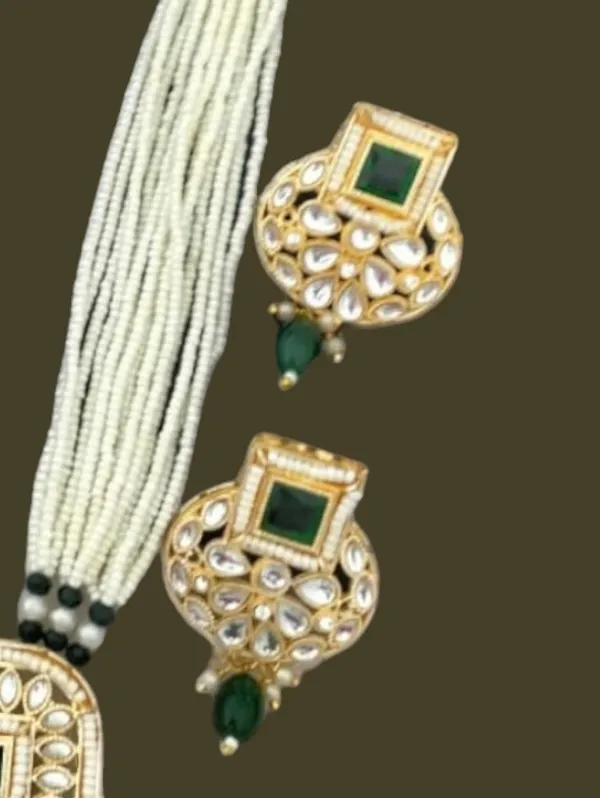 Trendy_Pearl_Green_Long_Necklace_Set