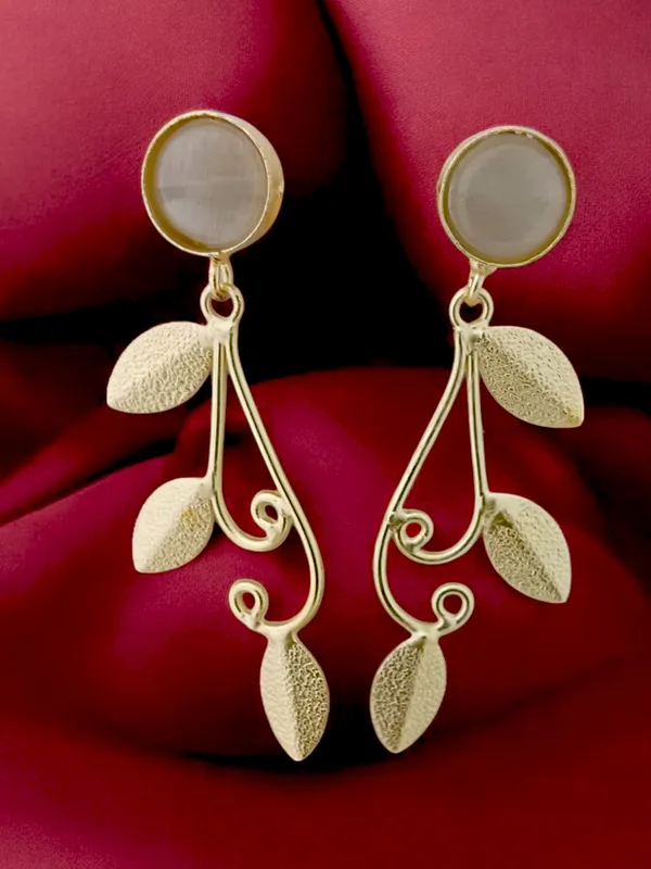 Classic_Leaf_Shaped_Earring