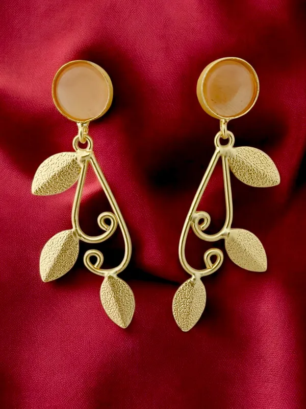 Classic_Leaf_Shaped_Earring
