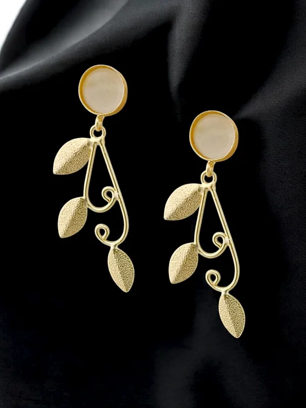 Classic_Leaf_Shaped_Earring