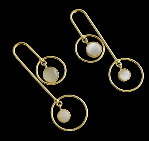 Designer_Stone_Based_Long_Earring