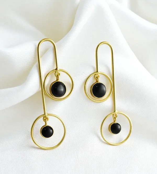 Designer_Stone_Based_Long_Earring