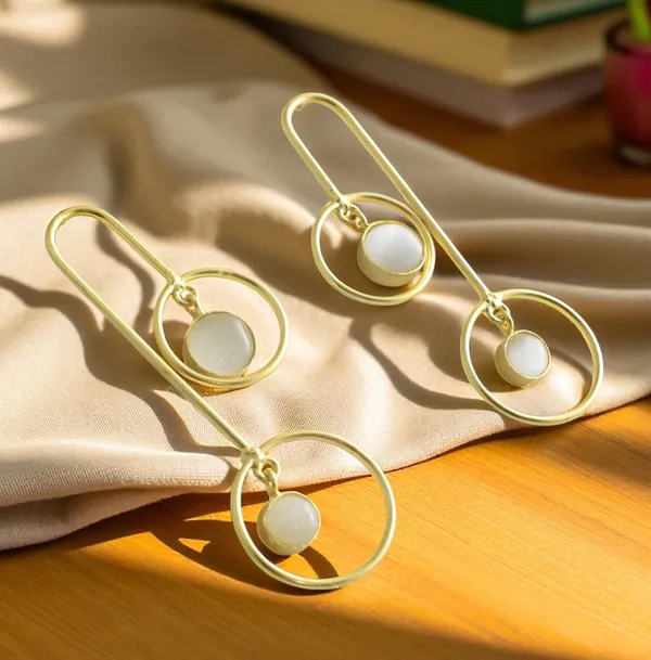 Designer_Stone_Based_Long_Earring