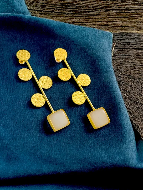 Gold_Plated_Drop_Earring