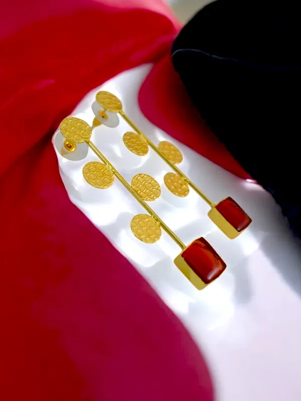 Gold_Plated_Drop_Earring