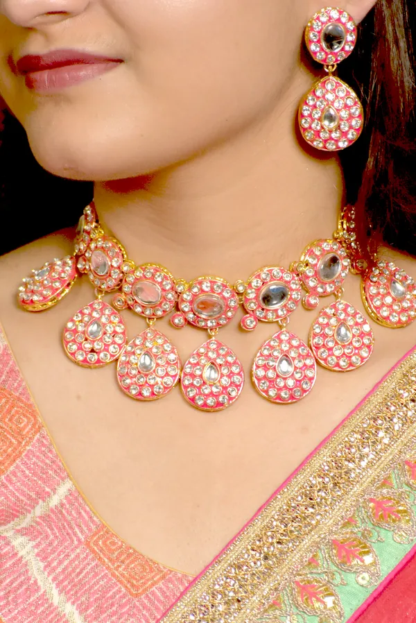 Trendy_AD_Stone_Rani_Dark_Pink_Necklace_Set_with_Maang_Tikka