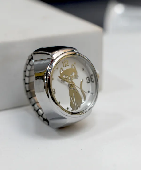Latest_Designer_Adjustable_Silver_Ring_Watch_for_Women