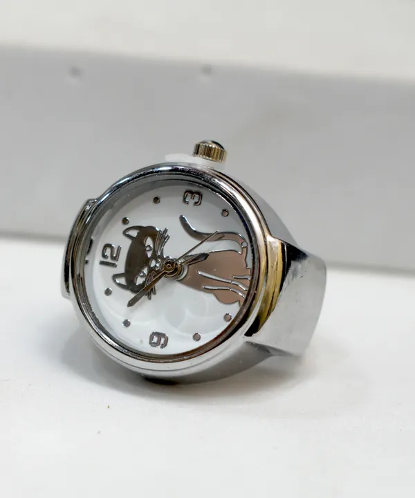 Latest_Designer_Adjustable_Silver_Ring_Watch_for_Women