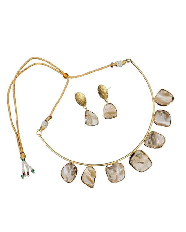 Latest_Gold_Polish_MOP_Nacklace_with_Earring